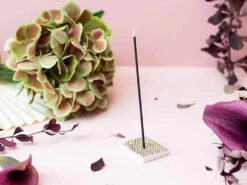 Karin Arbre Sacré Santal 40 Batonnets -Magasin De Vetements karin arbre sacre santal 1669304261637f8fc512116