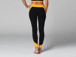 Legging De Yoga Bi-colore - Bio Noir Et Safran Noir XS - 36 -Magasin De Vetements legging de yoga bi colore bio 1635849678618115ce1cd9e