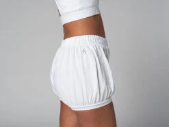 Short Femme Traditionnel Iyengar - Bio Blanc Blanc XS - 36 -Magasin De Vetements short femme traditionnel iyengar bio 16351499756176689715782