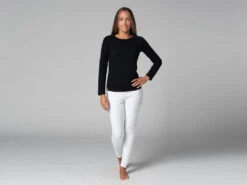 T-Shirt Tara M/L Ras Du Cou Bio Noir Noir XS - 36 -Magasin De Vetements t shirt tara m l ras du cou bio 1635260857617819b92880f